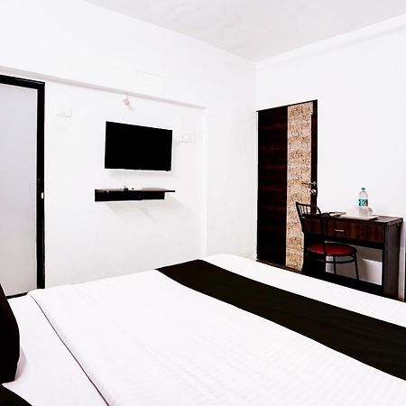 Super Hotel O Deluxe United Corporate Home Navi Mumbai Exterior foto